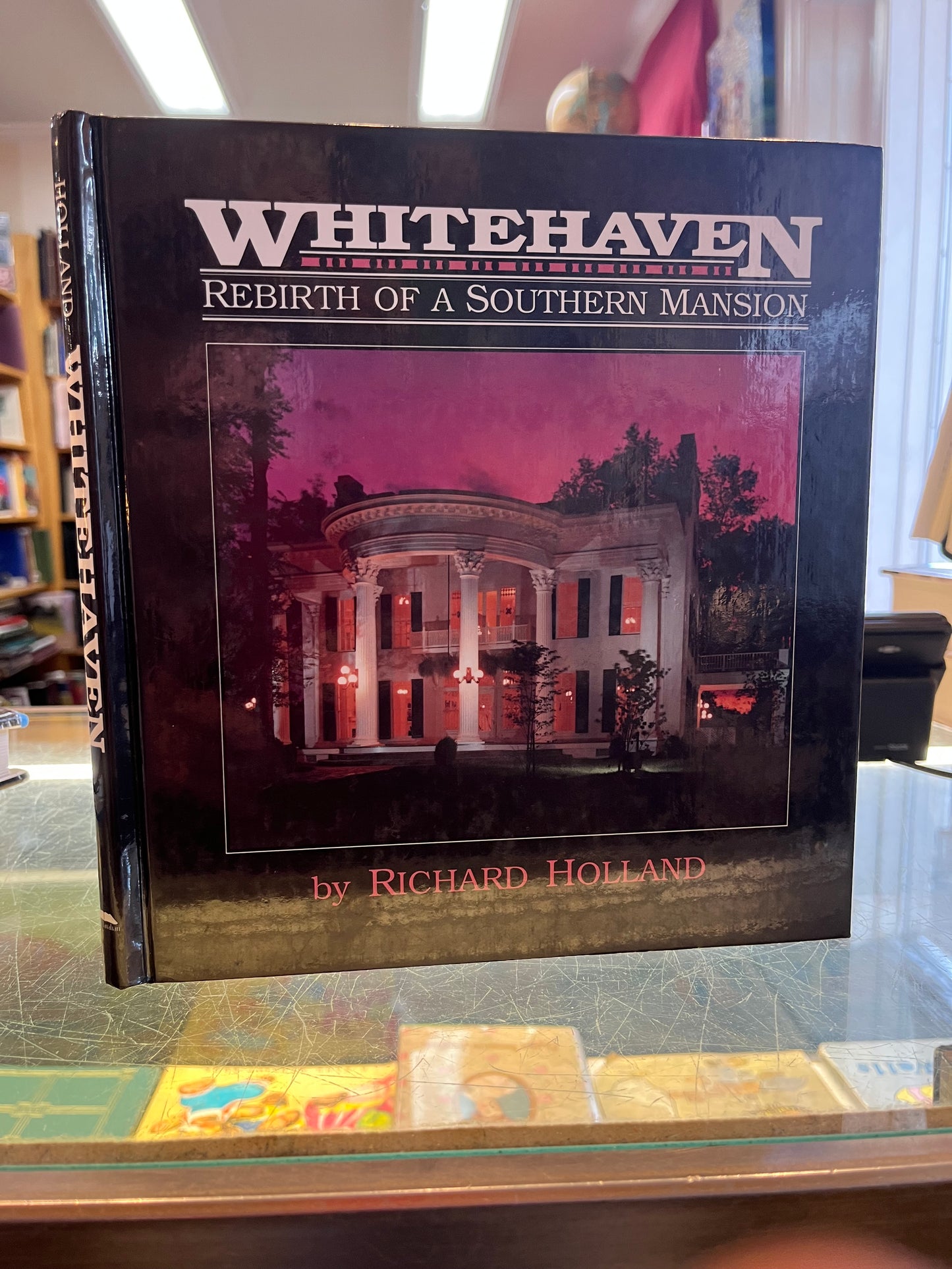 Whitehaven; Rebirth of a Southern Mansion