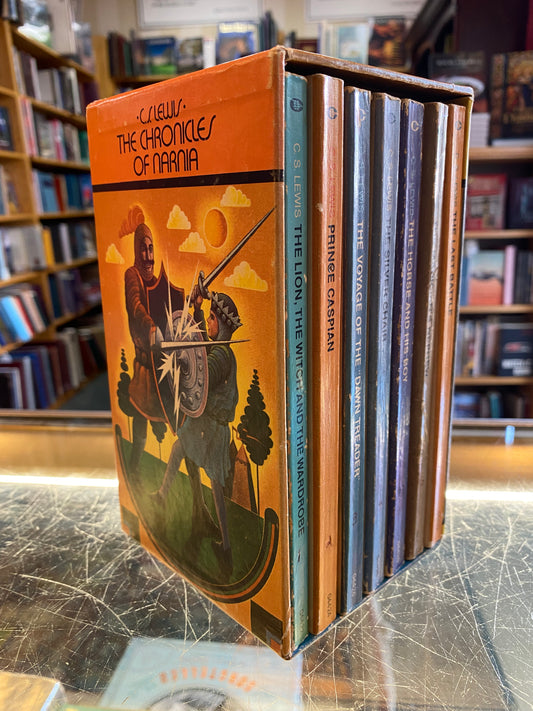 Chronicles of Narnia vintage paperback set