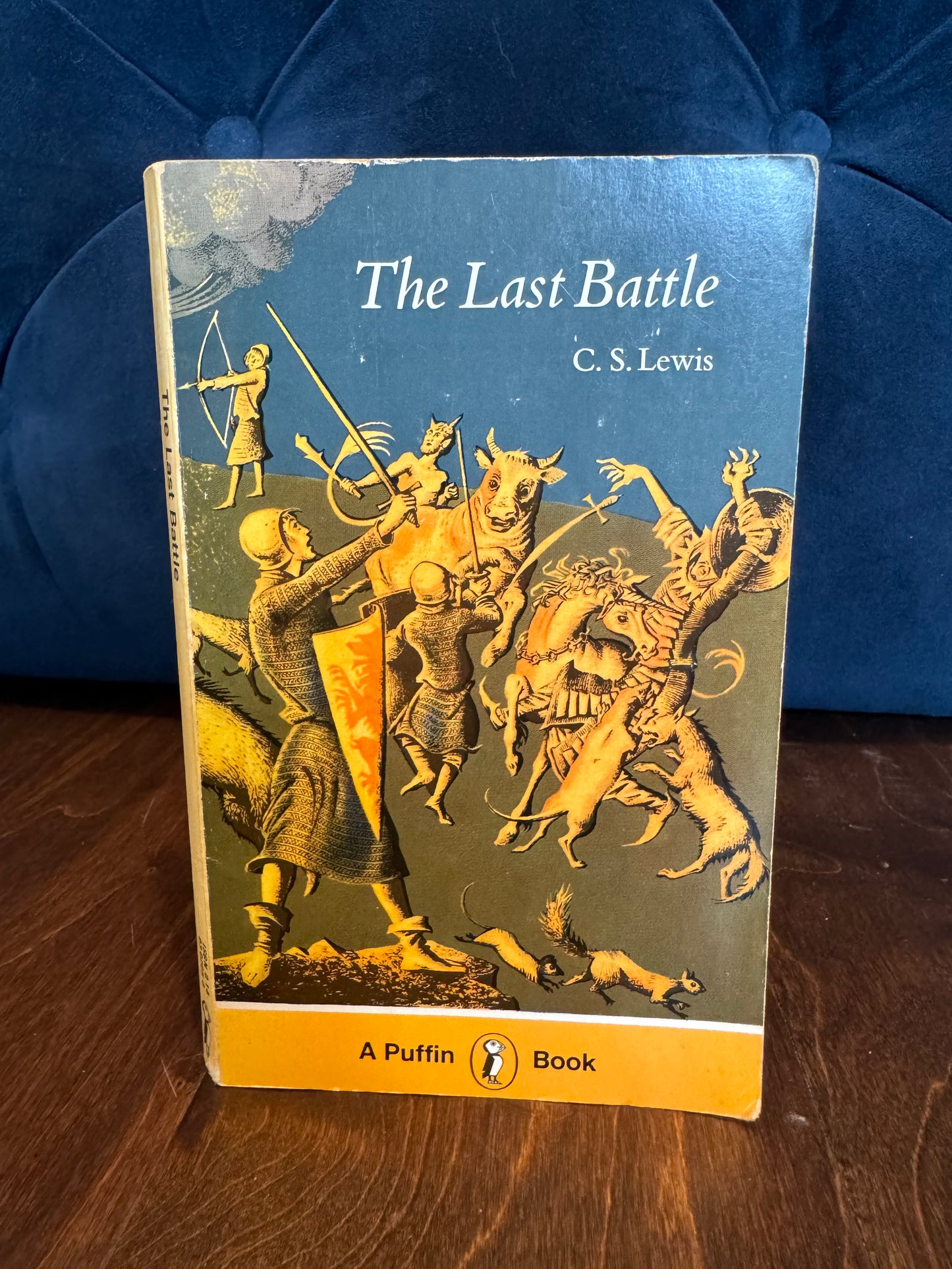 The Last Battle - UK Puffin Paperback