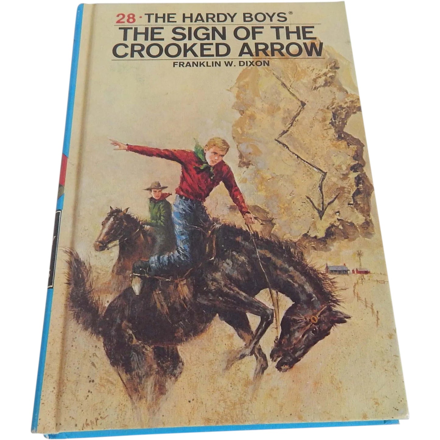 The Hardy Boys #28: The Sign of the Crooked Arrow